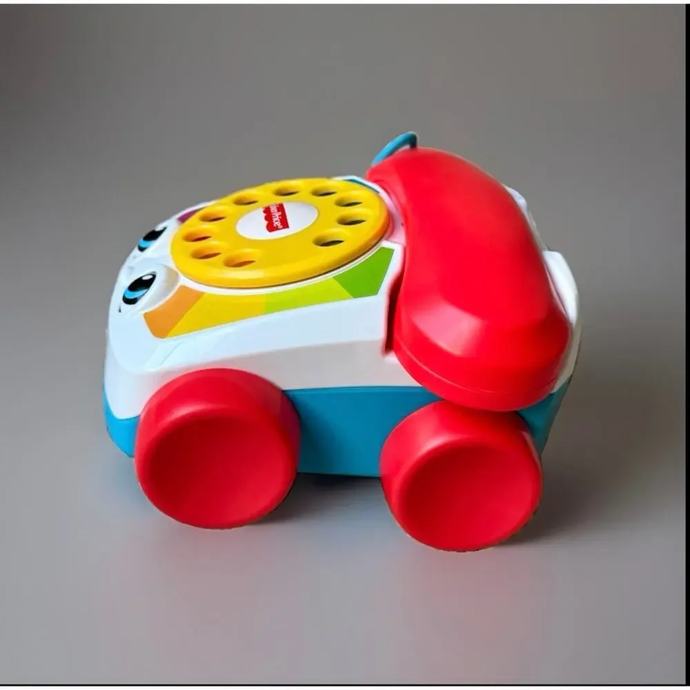Fisher-Price Chatter Telephone Pull Toy Rotary Dial Rainbow 2010 Mattel